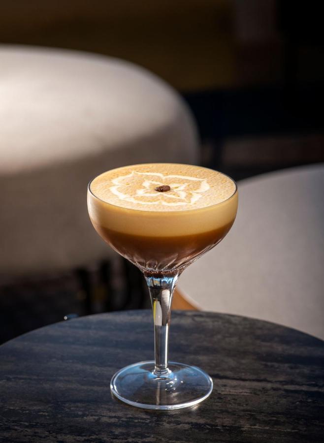 Qt Квинстаун Экстерьер фото Espresso Martini